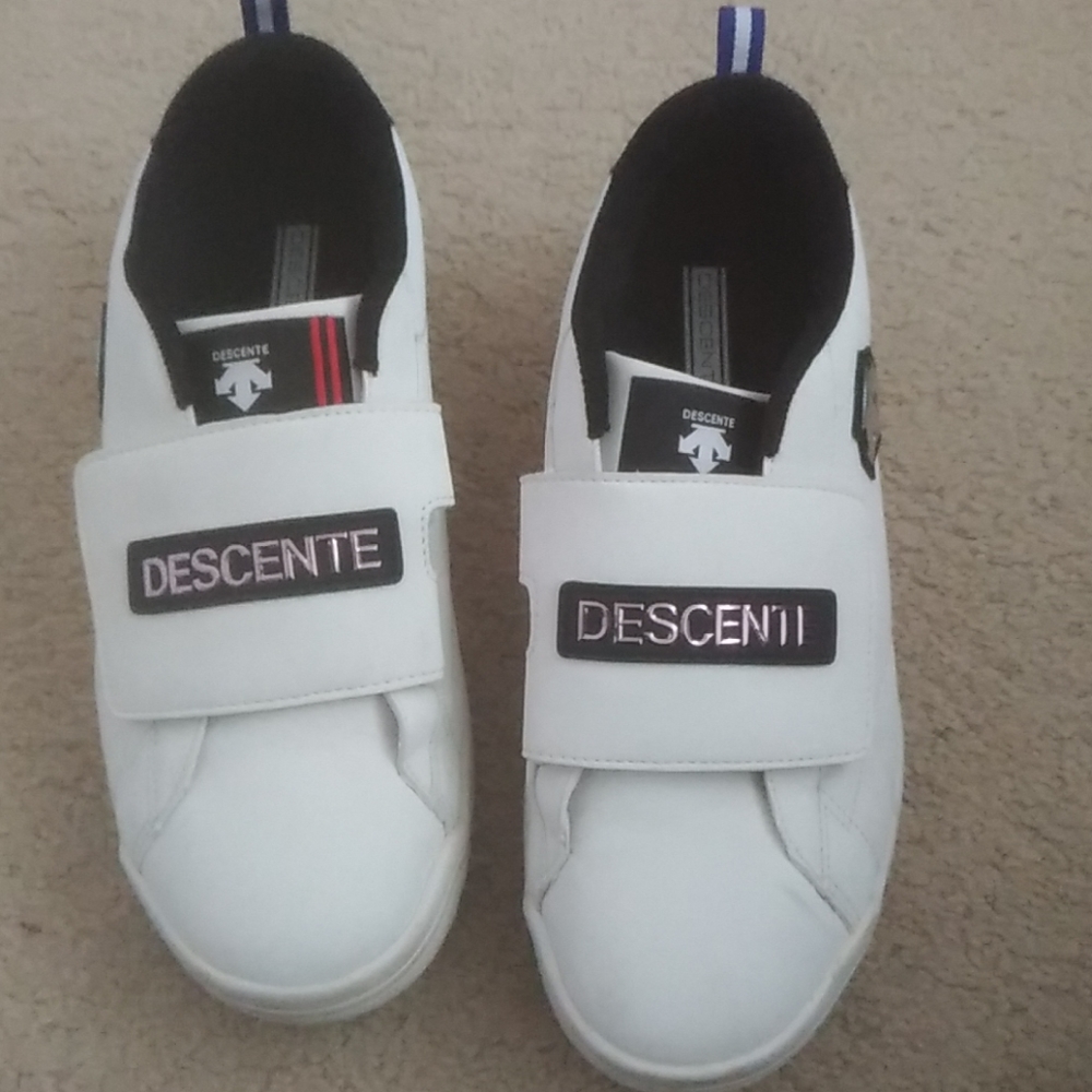 Descente by K-Swiss Men sneakers Size 7 1/2 US